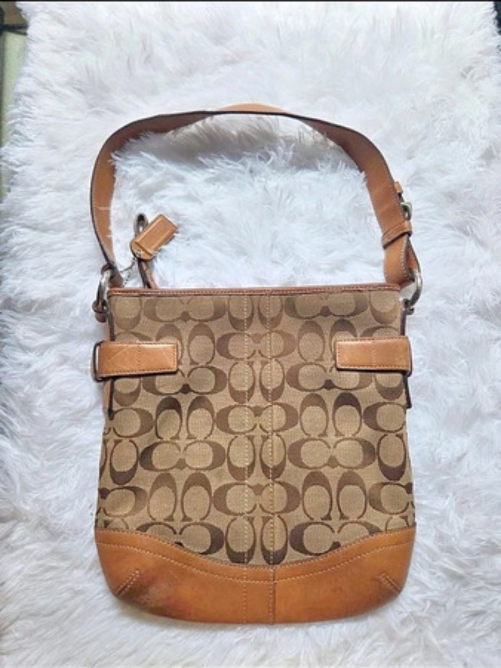 Vintage Coach NIK05M-3577 Shoulder Bag in Brown